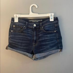 Size 6 American Eagle shorts